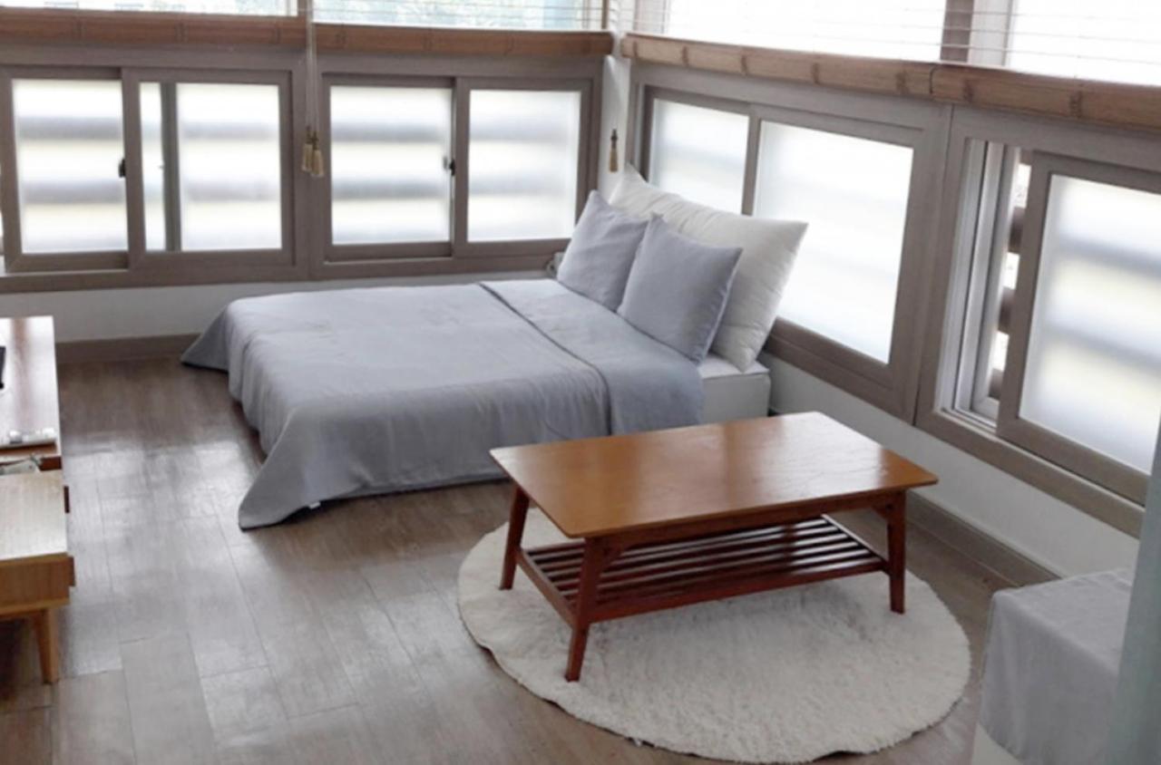 Moon Forest Guesthouse Jeju Eksteriør billede