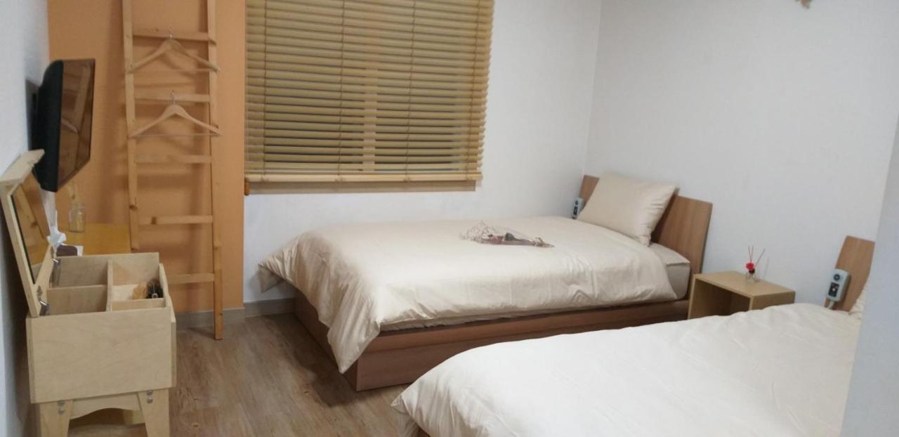 Moon Forest Guesthouse Jeju Eksteriør billede