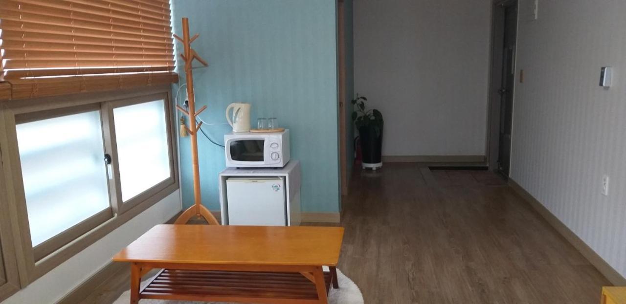 Moon Forest Guesthouse Jeju Eksteriør billede